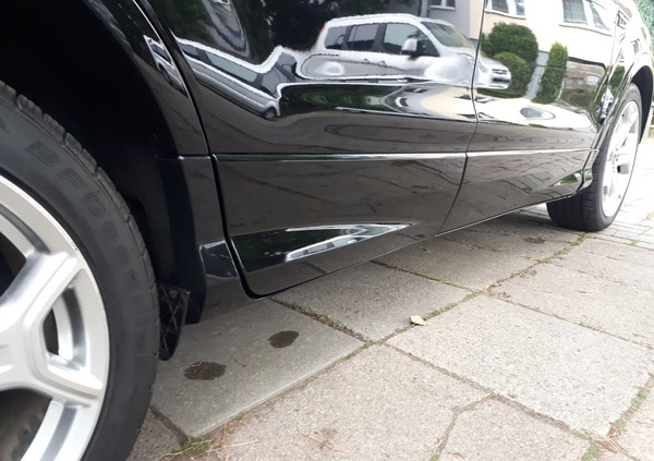 Ford Escape cena 77900 przebieg: 31654, rok produkcji 2019 z Słupsk małe 781